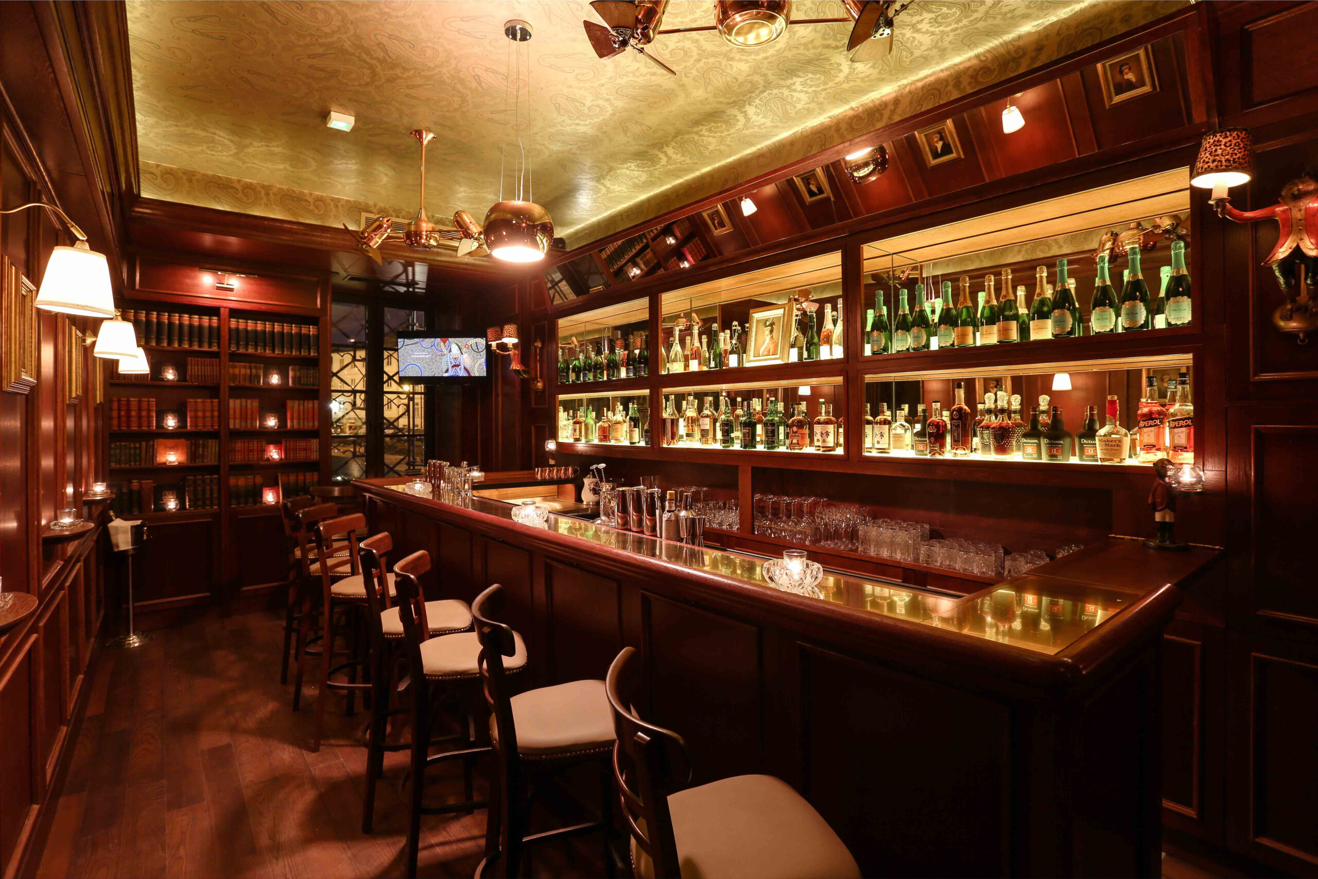 1st floor bar_WEB